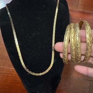 Chic Gold tone Necklace and Bangle Set